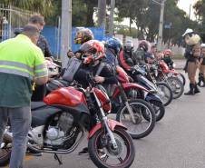 BRTran faz blitz educativa no Dia do Motociclista