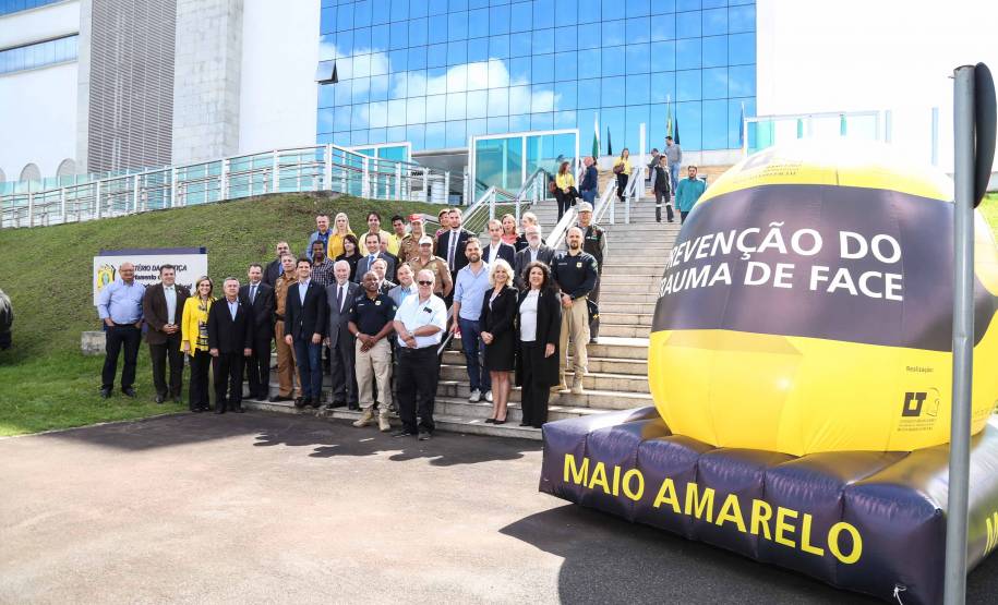 Evento de lançamento do vídeo da campanha Maio Amarelo do Detran-PR