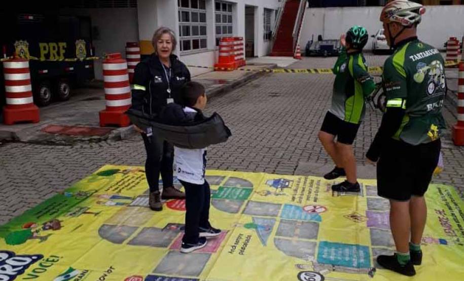 3º Passeio Ciclístico do Detran, PRF e SinPRF-PR recebe mais de 500 participantes