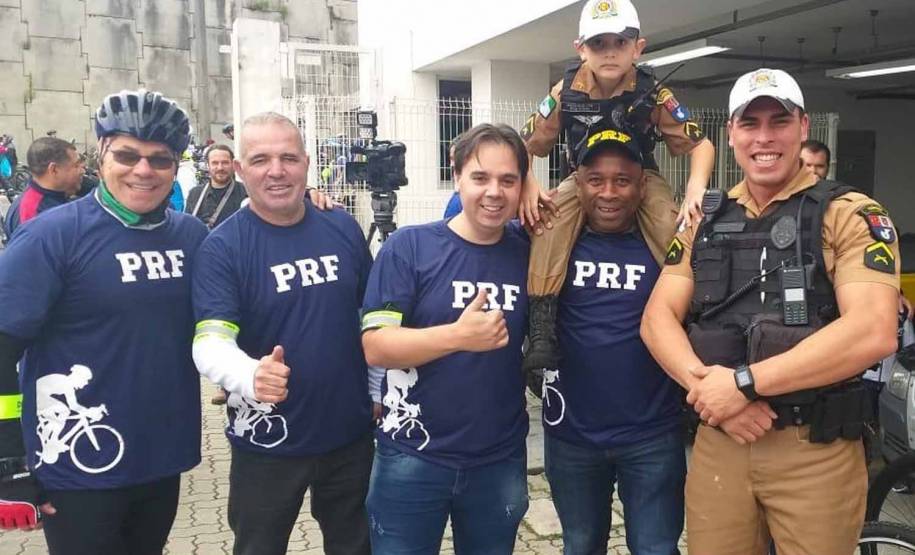 3º Passeio Ciclístico do Detran, PRF e SinPRF-PR recebe mais de 500 participantes