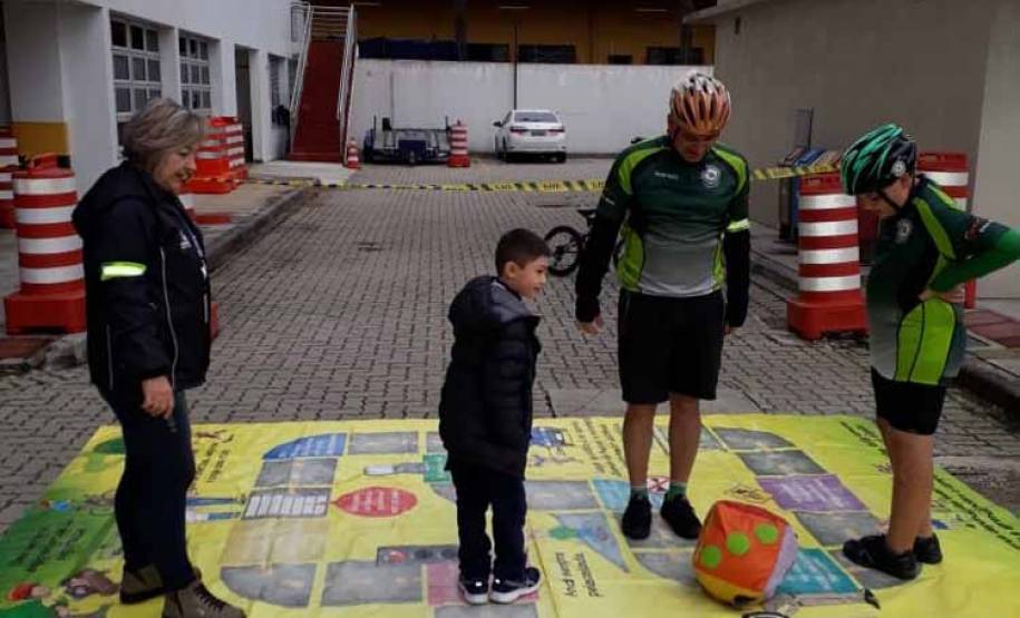 3º Passeio Ciclístico do Detran, PRF e SinPRF-PR recebe mais de 500 participantes