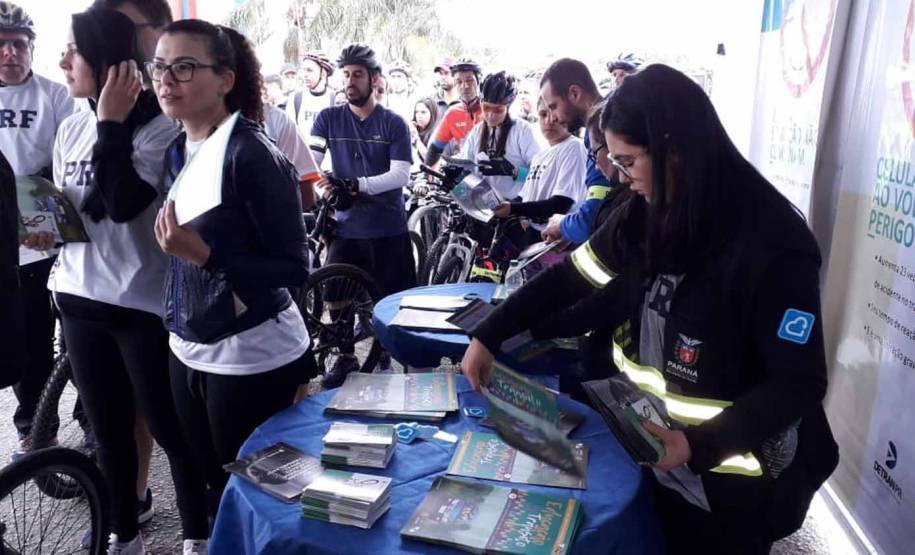 3º Passeio Ciclístico do Detran, PRF e SinPRF-PR recebe mais de 500 participantes