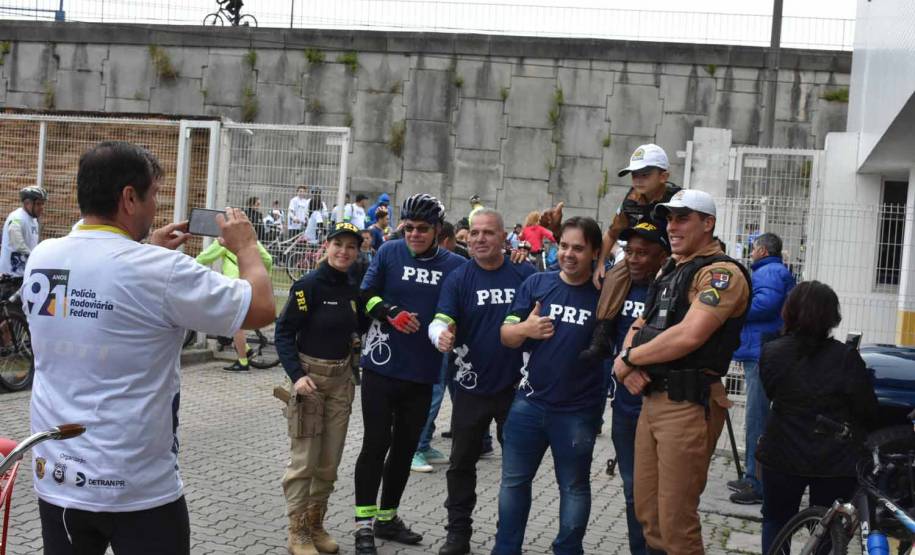3º Passeio Ciclístico do Detran, PRF e SinPRF-PR recebe mais de 500 participantes