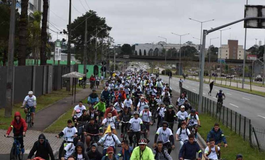 3º Passeio Ciclístico do Detran, PRF e SinPRF-PR recebe mais de 500 participantes