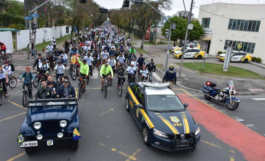 3º Passeio Ciclístico do Detran, PRF e SinPRF-PR recebe mais de 500 participantes