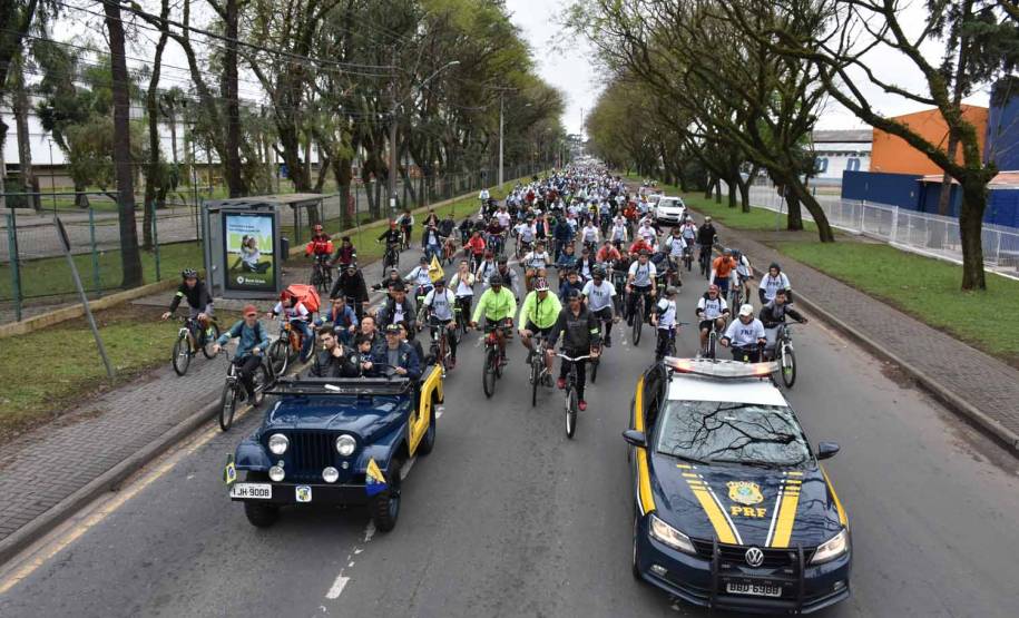 3º Passeio Ciclístico do Detran, PRF e SinPRF-PR recebe mais de 500 participantes