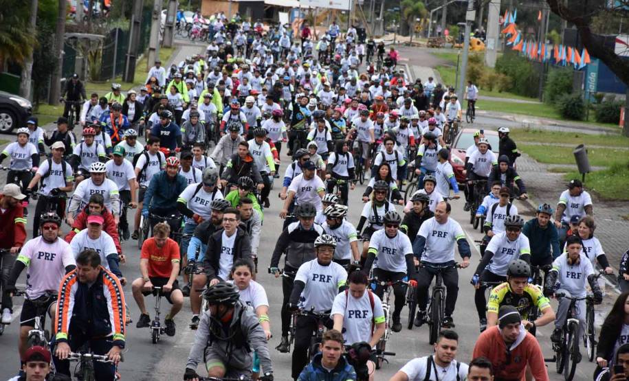 3º Passeio Ciclístico do Detran, PRF e SinPRF-PR recebe mais de 500 participantes