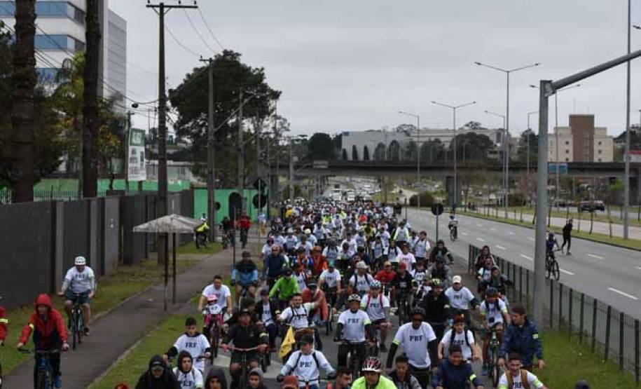 3º Passeio Ciclístico do Detran, PRF e SinPRF-PR recebe mais de 500 participantes