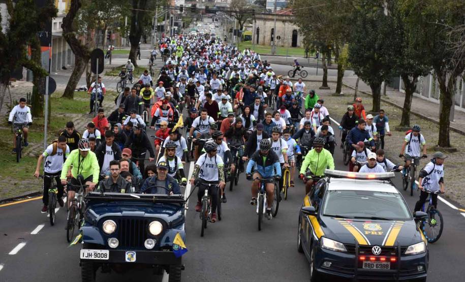 3º Passeio Ciclístico do Detran, PRF e SinPRF-PR recebe mais de 500 participantes