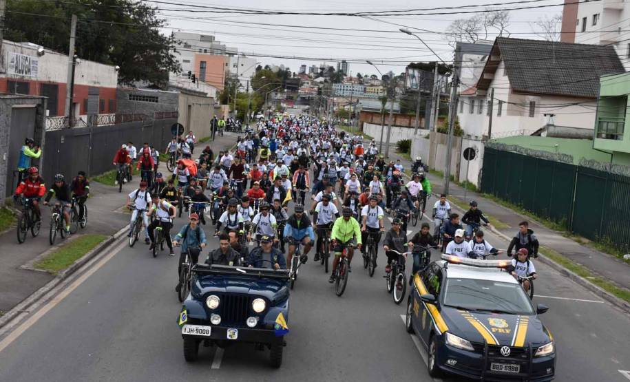 3º Passeio Ciclístico do Detran, PRF e SinPRF-PR recebe mais de 500 participantes