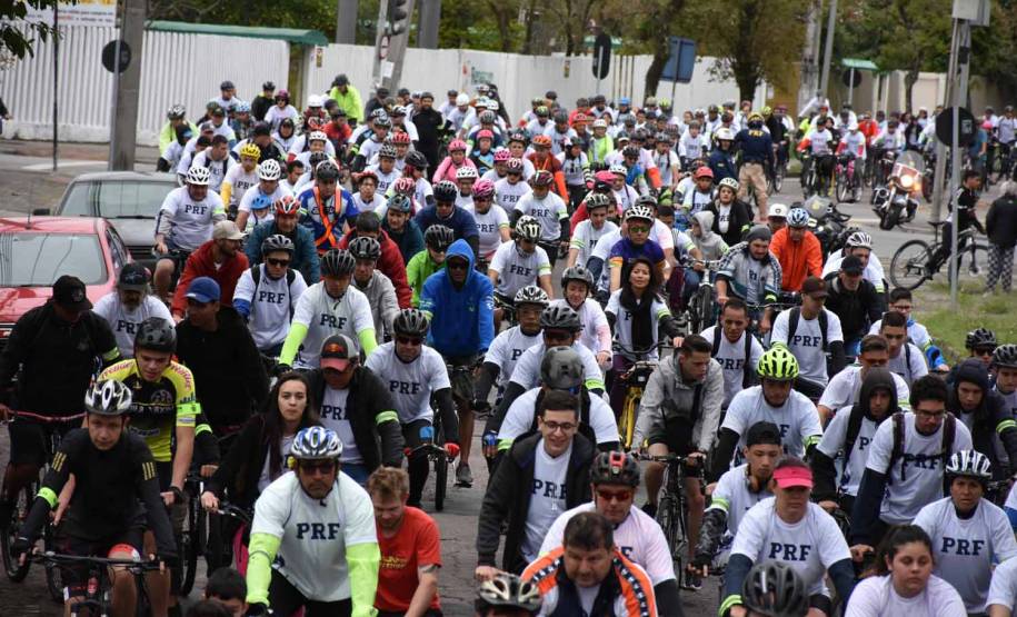 3º Passeio Ciclístico do Detran, PRF e SinPRF-PR recebe mais de 500 participantes