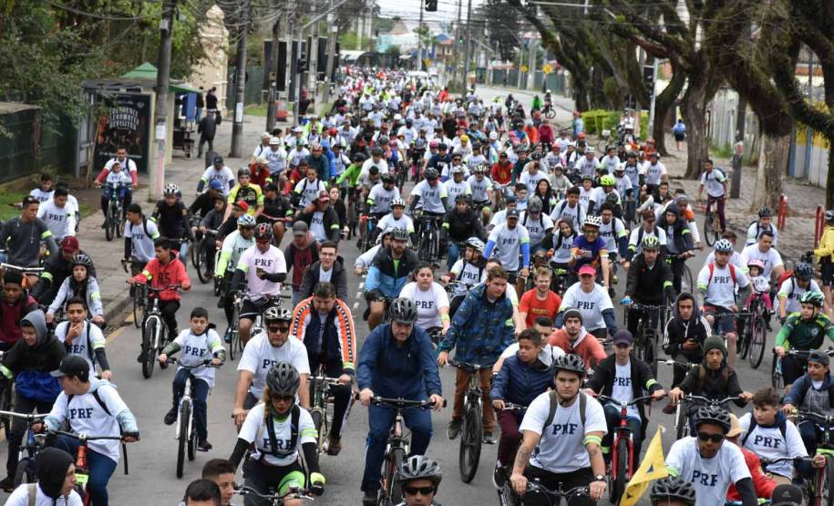 3º Passeio Ciclístico do Detran, PRF e SinPRF-PR recebe mais de 500 participantes
