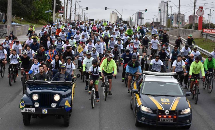 3º Passeio Ciclístico do Detran, PRF e SinPRF-PR recebe mais de 500 participantes