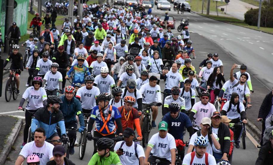 3º Passeio Ciclístico do Detran, PRF e SinPRF-PR recebe mais de 500 participantes