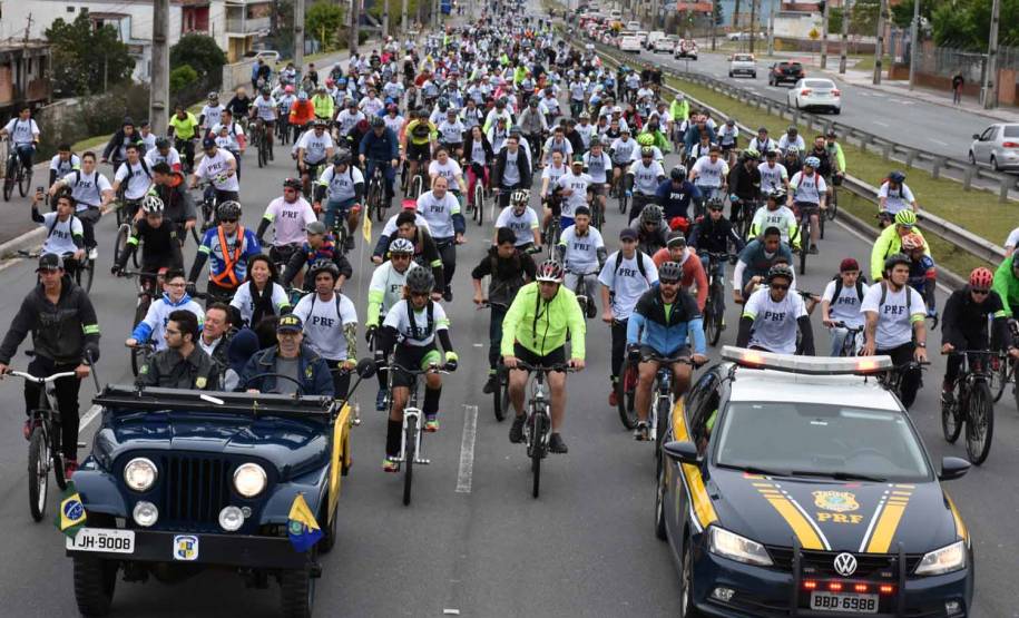 3º Passeio Ciclístico do Detran, PRF e SinPRF-PR recebe mais de 500 participantes