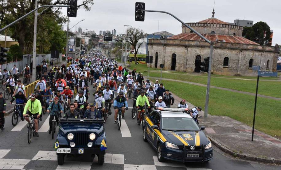 3º Passeio Ciclístico do Detran, PRF e SinPRF-PR recebe mais de 500 participantes