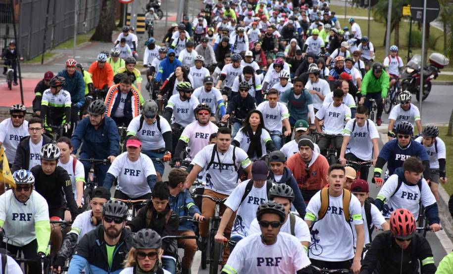 3º Passeio Ciclístico do Detran, PRF e SinPRF-PR recebe mais de 500 participantes