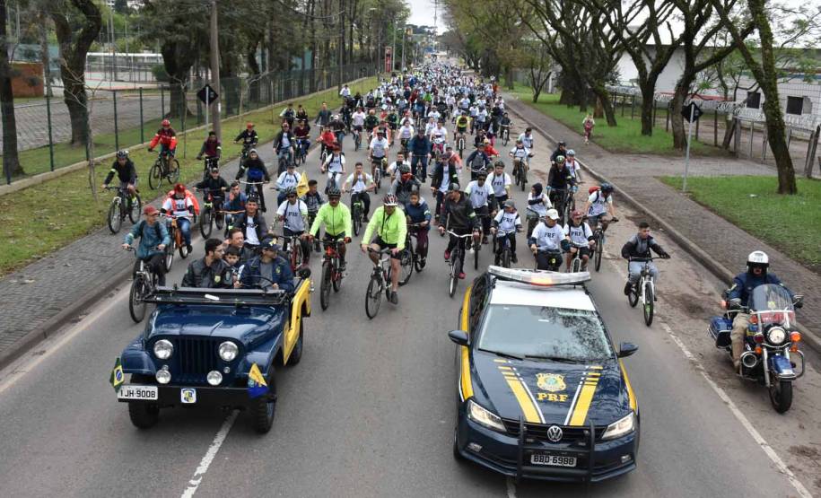 3º Passeio Ciclístico do Detran, PRF e SinPRF-PR recebe mais de 500 participantes