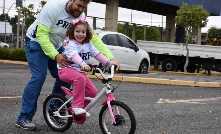 3º Passeio Ciclístico do Detran, PRF e SinPRF-PR recebe mais de 500 participantes