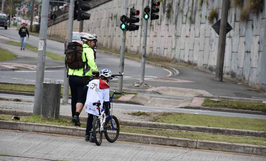 3º Passeio Ciclístico do Detran, PRF e SinPRF-PR recebe mais de 500 participantes