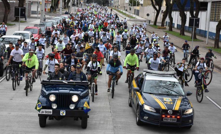 3º Passeio Ciclístico do Detran, PRF e SinPRF-PR recebe mais de 500 participantes