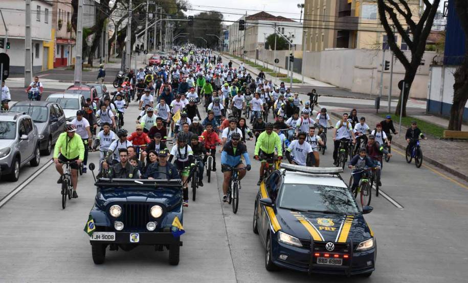 3º Passeio Ciclístico do Detran, PRF e SinPRF-PR recebe mais de 500 participantes