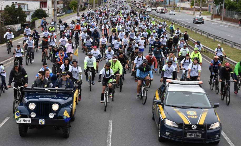 3º Passeio Ciclístico do Detran, PRF e SinPRF-PR recebe mais de 500 participantes