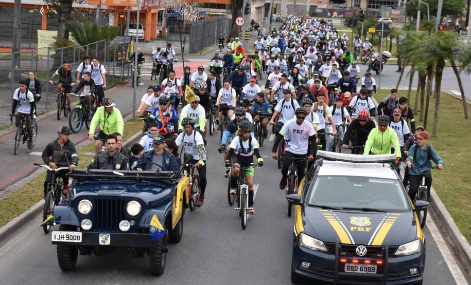 3º Passeio Ciclístico do Detran, PRF e SinPRF-PR recebe mais de 500 participantes