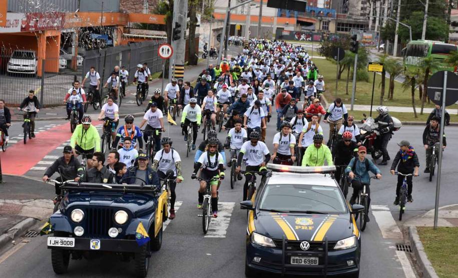 3º Passeio Ciclístico do Detran, PRF e SinPRF-PR recebe mais de 500 participantes