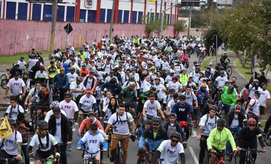 3º Passeio Ciclístico do Detran, PRF e SinPRF-PR recebe mais de 500 participantes