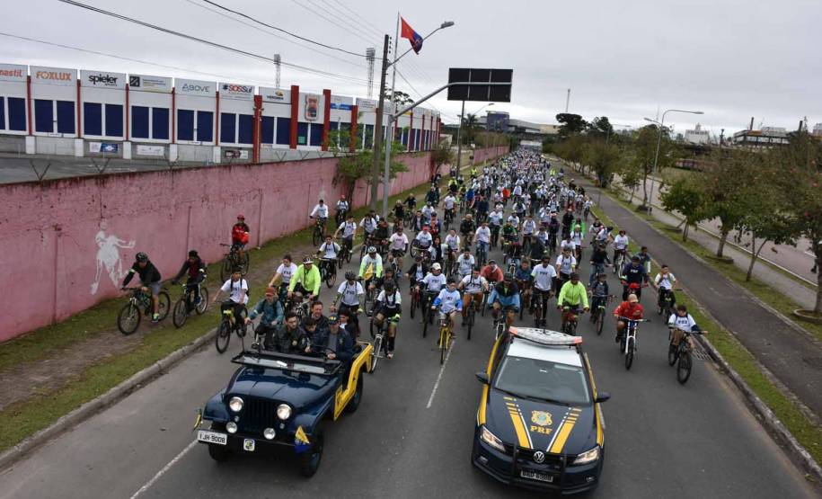 3º Passeio Ciclístico do Detran, PRF e SinPRF-PR recebe mais de 500 participantes