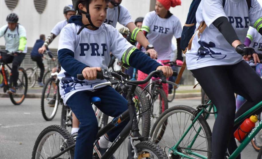 3º Passeio Ciclístico do Detran, PRF e SinPRF-PR recebe mais de 500 participantes