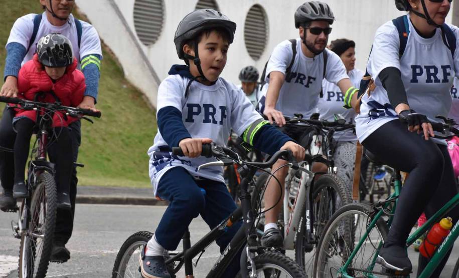 3º Passeio Ciclístico do Detran, PRF e SinPRF-PR recebe mais de 500 participantes