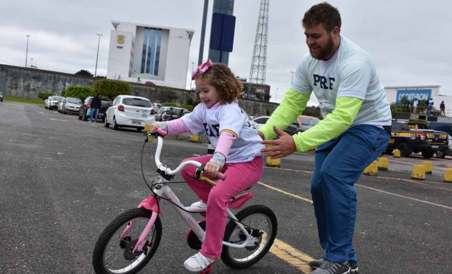 3º Passeio Ciclístico do Detran, PRF e SinPRF-PR recebe mais de 500 participantes