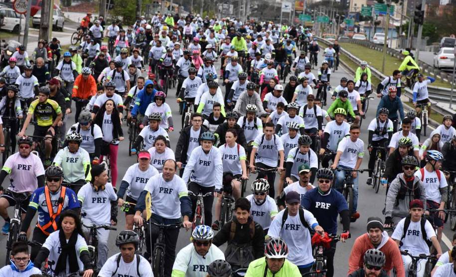 3º Passeio Ciclístico do Detran, PRF e SinPRF-PR recebe mais de 500 participantes