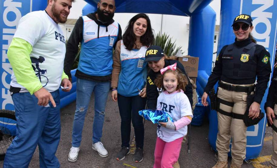 3º Passeio Ciclístico do Detran, PRF e SinPRF-PR recebe mais de 500 participantes