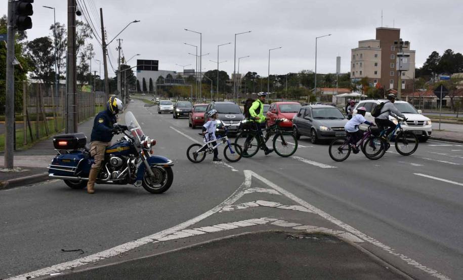 3º Passeio Ciclístico do Detran, PRF e SinPRF-PR recebe mais de 500 participantes