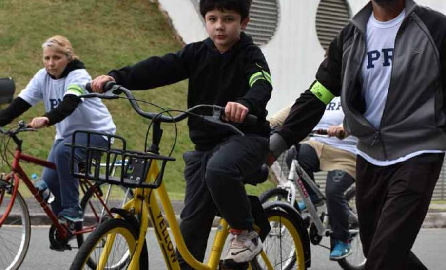 3º Passeio Ciclístico do Detran, PRF e SinPRF-PR recebe mais de 500 participantes