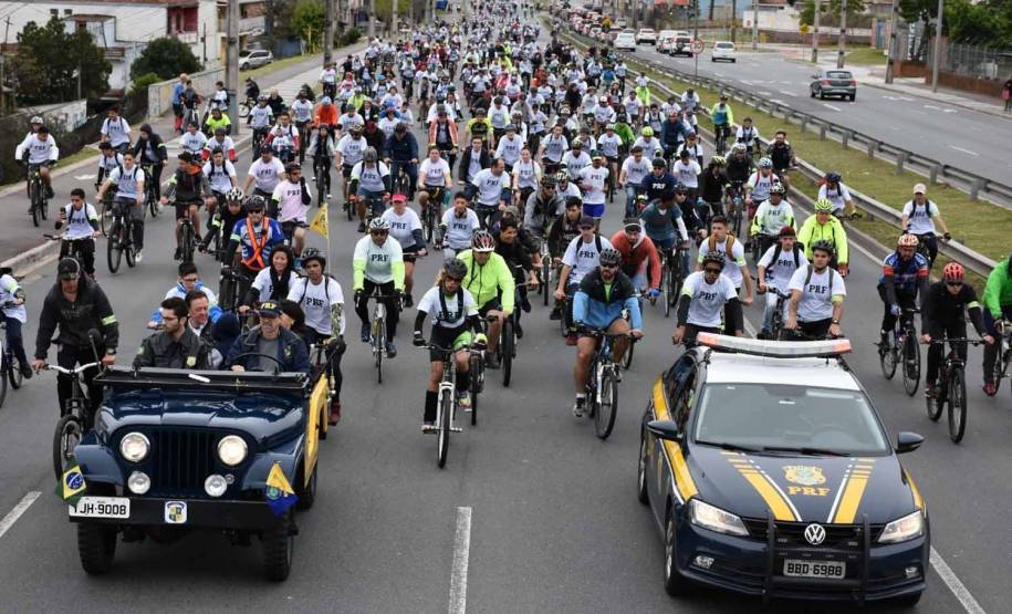 3º Passeio Ciclístico do Detran, PRF e SinPRF-PR recebe mais de 500 participantes