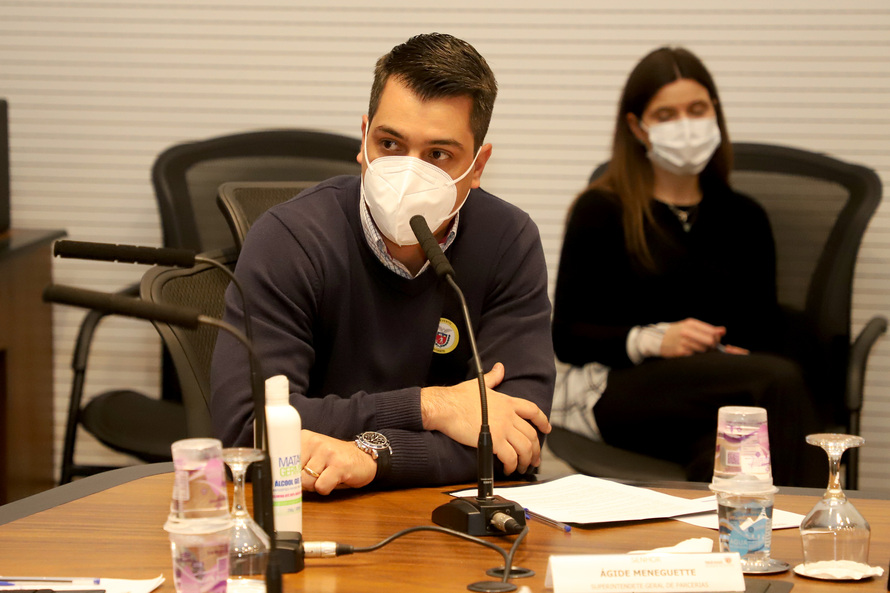 Concessão de pátios veiculares recebe primeiras contribuições em audiência pública