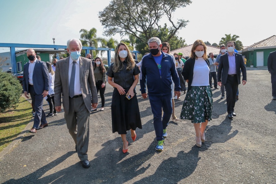 Estado lança o Programa Pedala Paraná, com 80 ciclorrotas