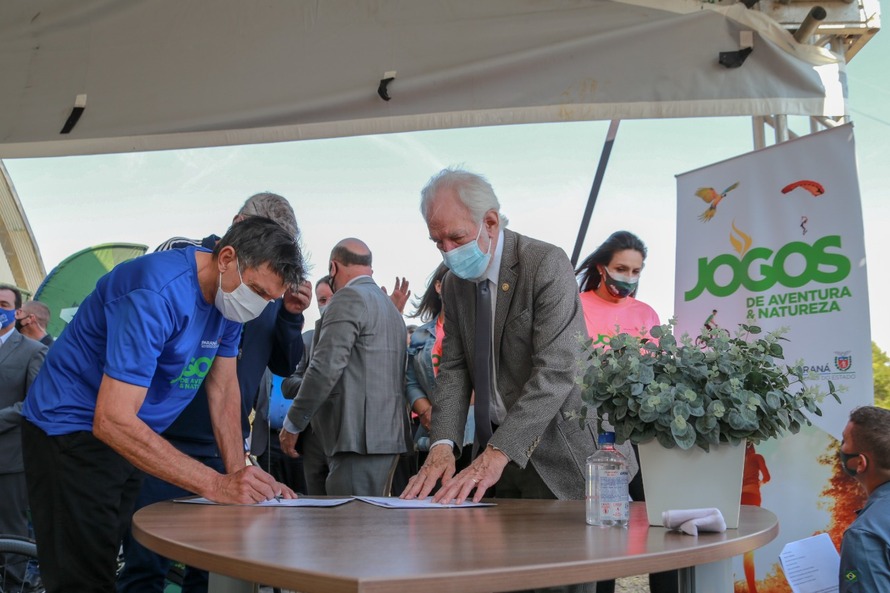 Estado lança o Programa Pedala Paraná, com 80 ciclorrotas