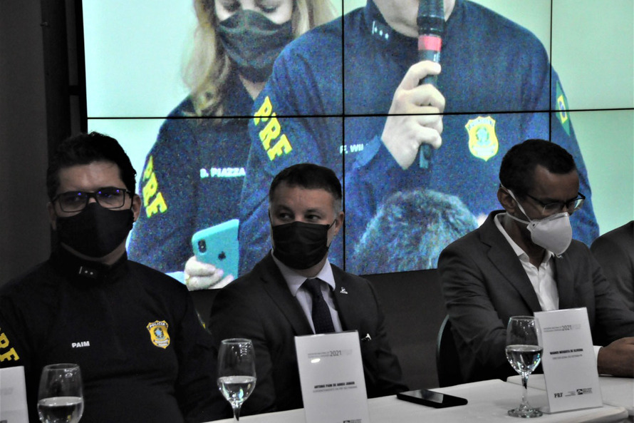 Paranaenses podem usar documentos digitais de trânsito ao visitar Argentina e Paraguai