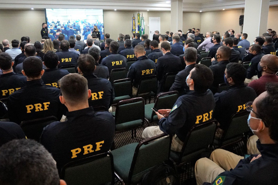 Paranaenses podem usar documentos digitais de trânsito ao visitar Argentina e Paraguai