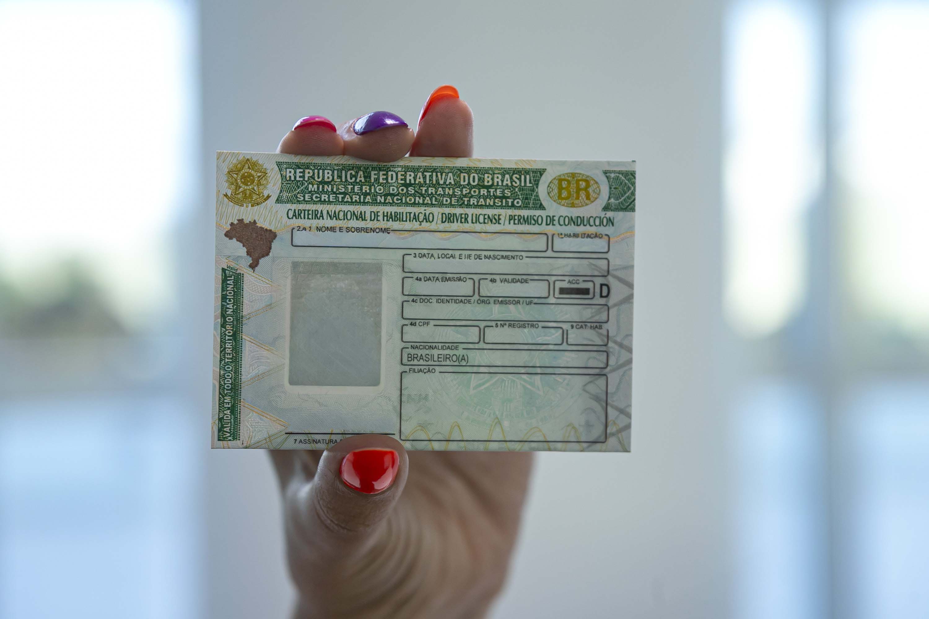 Mais de 68 mil paranaenses se inscreveram no primeiro edital da CNH Social