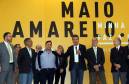 O governador Beto Richa lançou nesta sexta-feira (5), em Curitiba, as ações do Paraná para o Maio Amarelo 2017. O movimento reúne Detran PR, Polícia Rodoviária Estadual, Polícia Militar, Secretarias de Estado da Saúde e do Meio Ambiente, Policia Rodoviária Federal, Associação Comercial do Paraná e Observatório Nacional de Segurança Viária-Curitiba, 05/05/2017.Foto: Orlando Kissner/ANPr