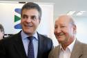 O governador Beto Richa anunciou nesta terça-feira (18), no Palácio Iguaçu, a restituição, pelo Detran-PR, de R$ 2 milhões para 25 cidades paranaenses que não estão integradas ao Sistema Nacional de Trânsito (SNT) e que não possuem adesão ao convênio de delegação para fiscalização de trânsito.Os valores são referentes a multas de trânsito de competência municipal, lavradas por agentes da autoridade de trânsito estadual. Curitiba,18/07/2017 Foto:Jaelson Lucas / ANPr