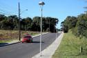 O governo estadual construiu quase 3 mil quilômetros lineares de calçadas em todo o Paraná. A estimativa, calculada por técnicos da Secretária de Estado de Desenvolvimento Urbano, leva em consideração as novas calçadas feitas por meio do Calçadas Paraná e as erguidas em conjunto com obras de recapeamento e de urbanização. Na imagem a rua, Vereador Valentin Wolsk. Araucária,20,07,2017 Foto:Jaelson Lucas / ANPr