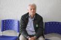 A agilidade nos serviços é a principal vantagem apontada pelos usuários do sistema.  O curitibano Antônio Silvia, de 75 anos e que é motorista há 50 anos e por diversas vezes precisou se deslocar de um bairro para o outro para realizar a marcação do exame médico, para renovar a habilitação. Foto: Allan Marba/Detran