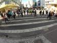 Nesta sexta-feira (8) é comemorado o Dia Internacional do Pedestre. A data é uma lembrança do cuidado que motoristas, motociclistas e ciclistas devem ter com quem está a pé e que divide o espaço nas ruas. Foto: Juliano Pedrozo/Detran